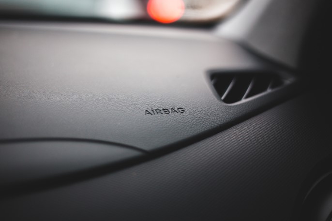 етапи реставрації Airbag